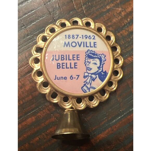 Vintage Pinback Button Bell 1962 Jubilee Belle Mobile June 6-7 - Picture 1 of 3